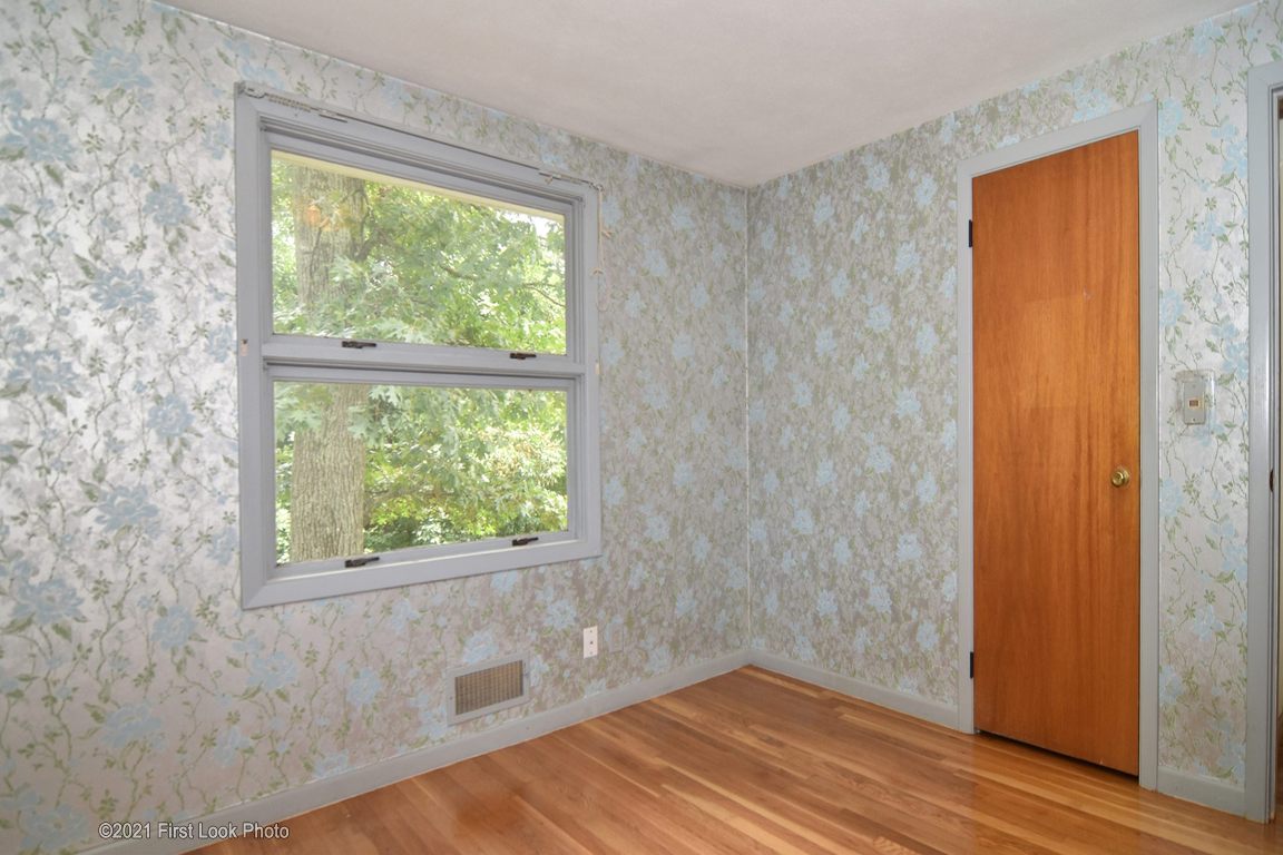 37 Cushing Road Warwick, RI 02888 - Photo 14 of 29