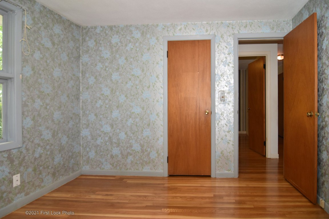 37 Cushing Road Warwick, RI 02888 - Photo 15 of 29