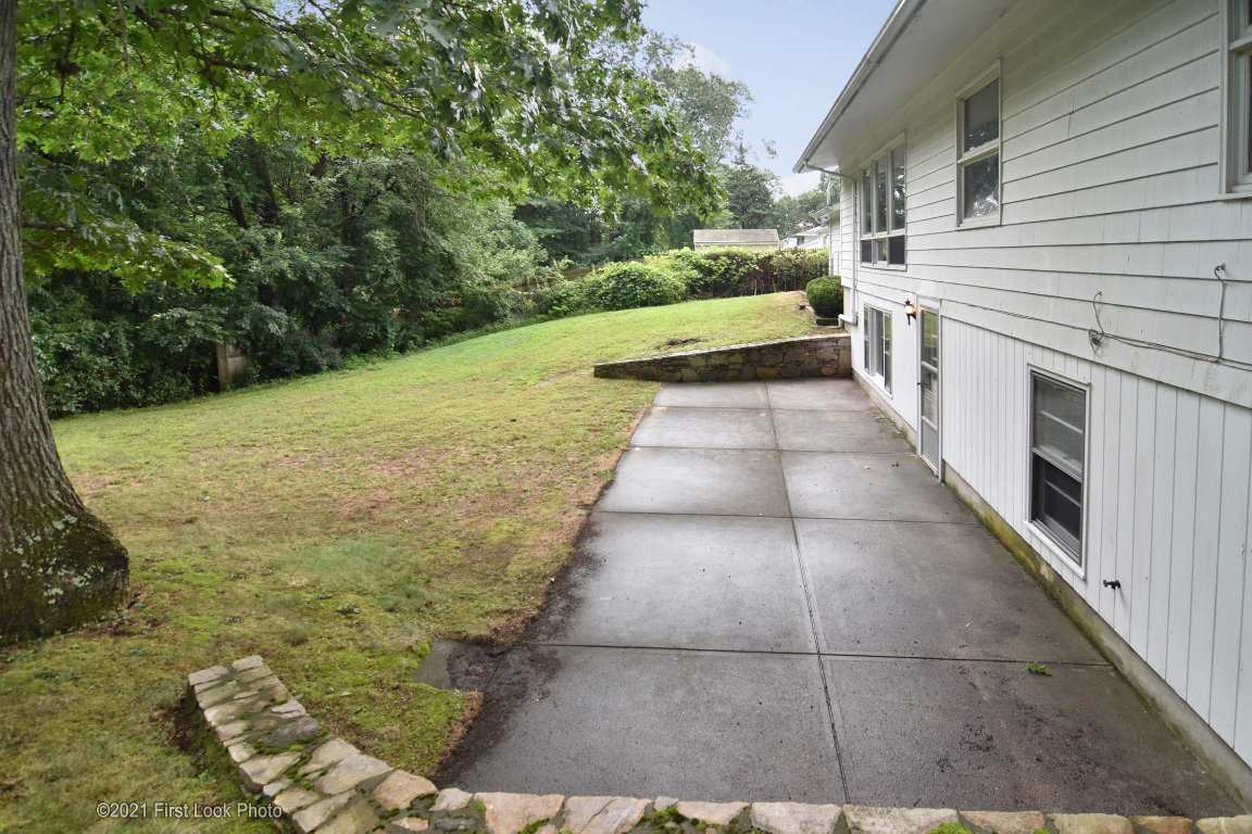 37 Cushing Road Warwick, RI 02888 - Photo 24 of 29