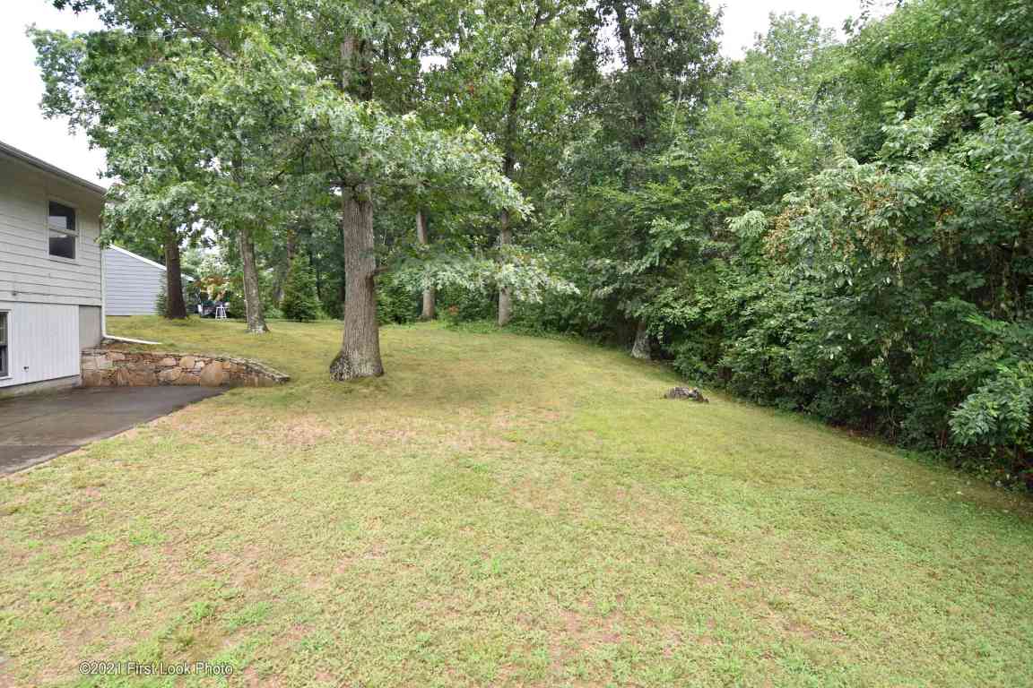 37 Cushing Road Warwick, RI 02888 - Photo 25 of 29