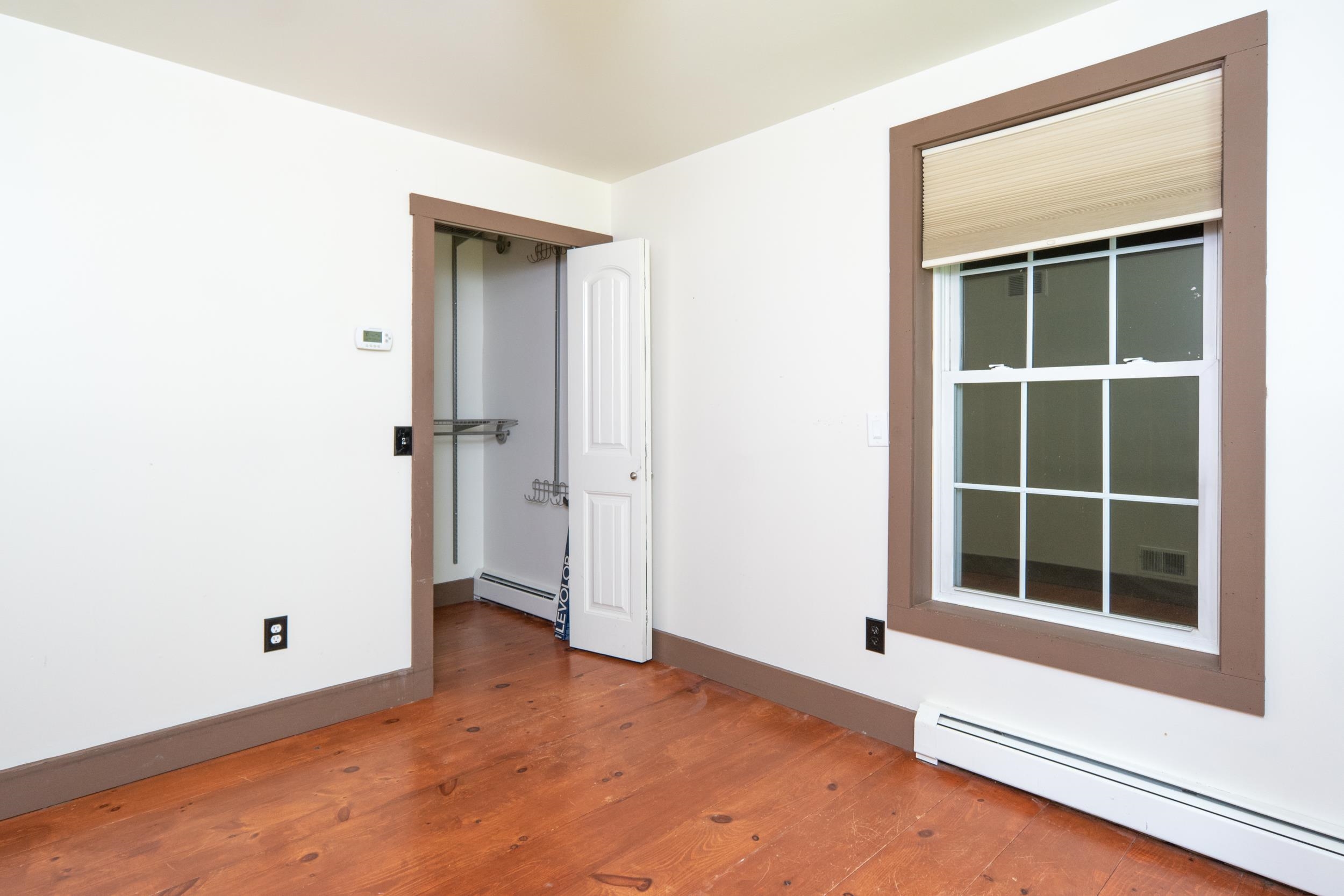 51 Cross Road Sandown, NH 03873 - Photo 13 of 36