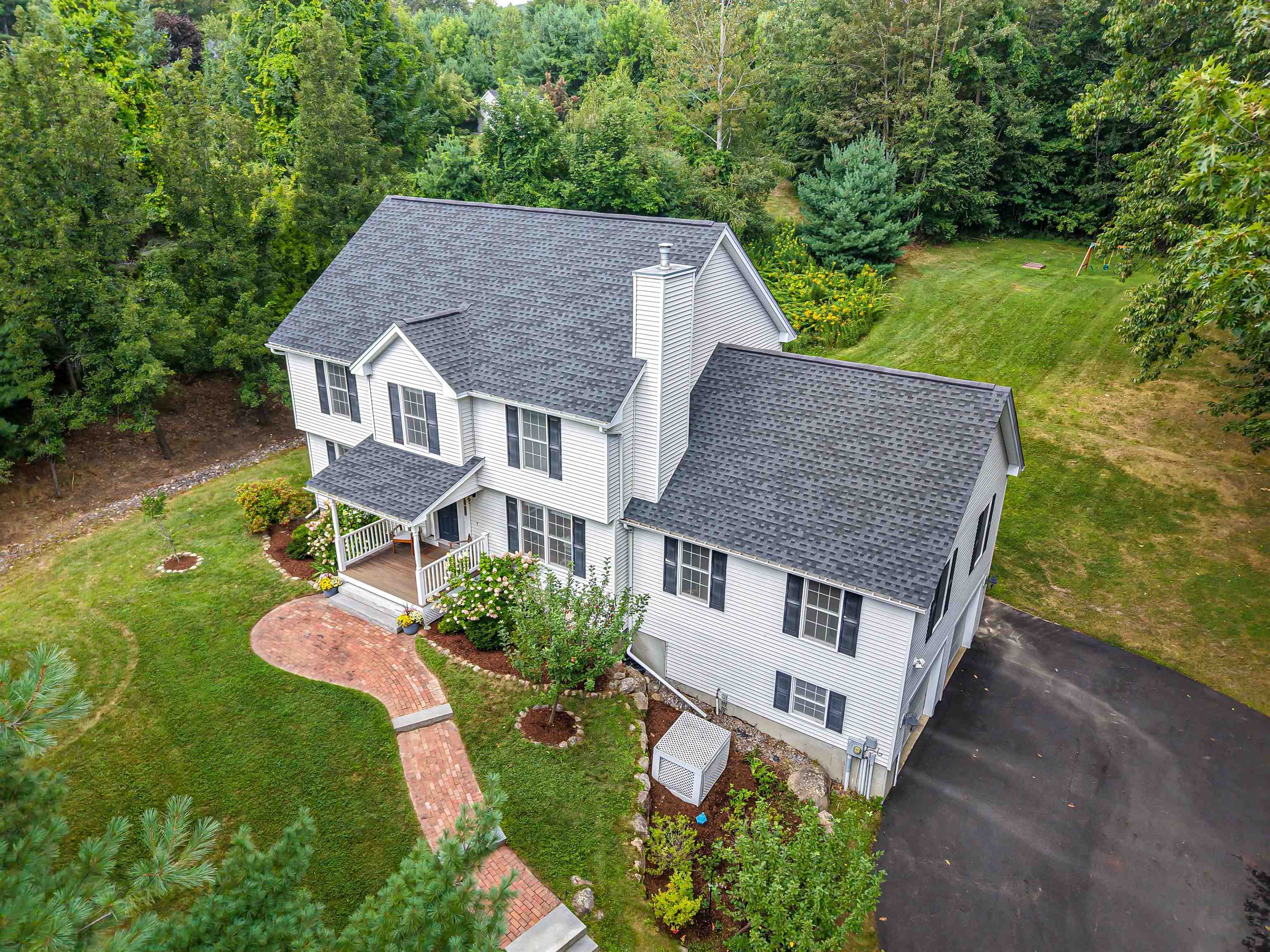 121 Birkdale Road Bedford, NH 03110 - Photo 41 of 44 Gallery Image 41