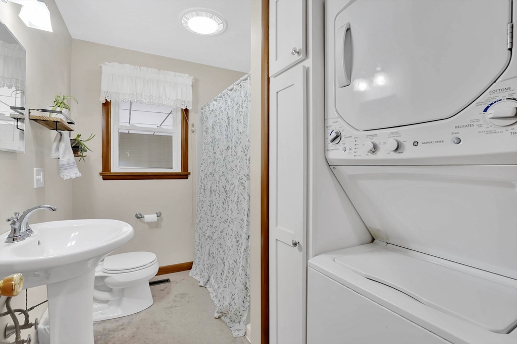 150 City View Road Westfield, MA 01085 - Photo 25 of 32