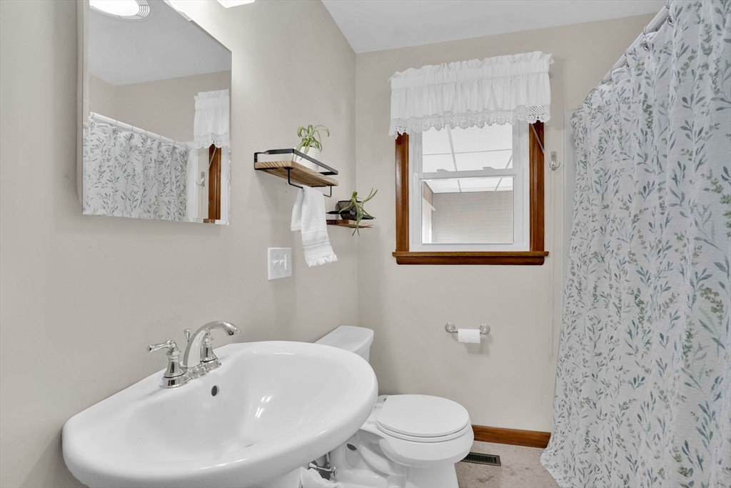 150 City View Road Westfield, MA 01085 - Photo 26 of 32