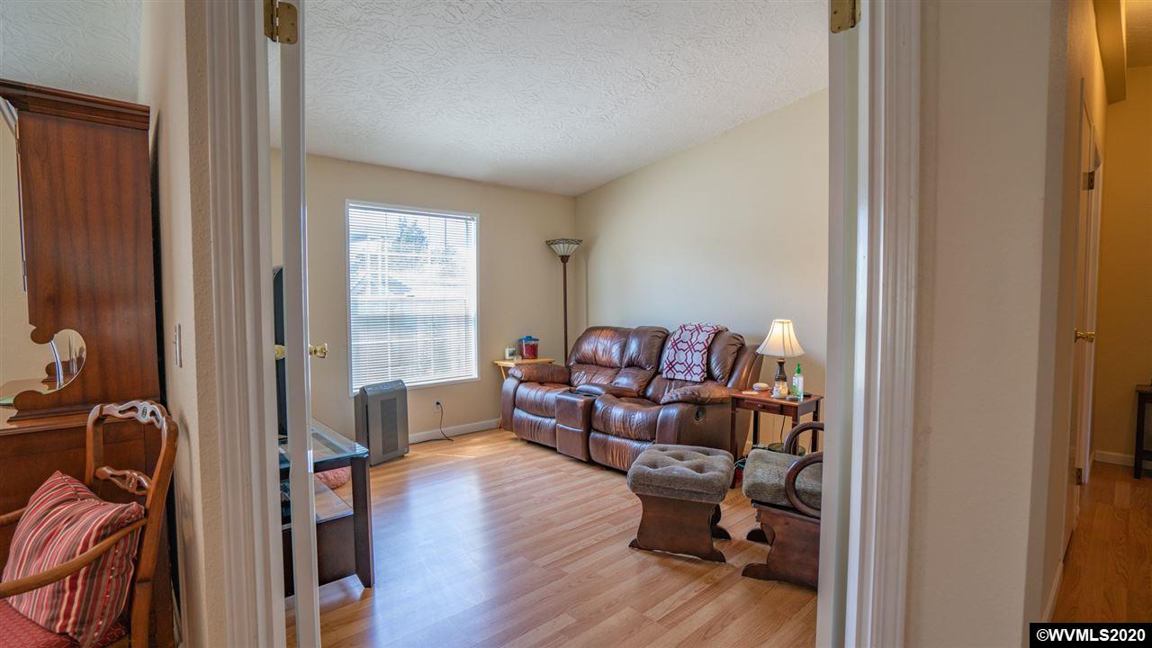 205 Boone Road Southeast, Unit 52 Salem, OR 97306 - Photo 17 of 37