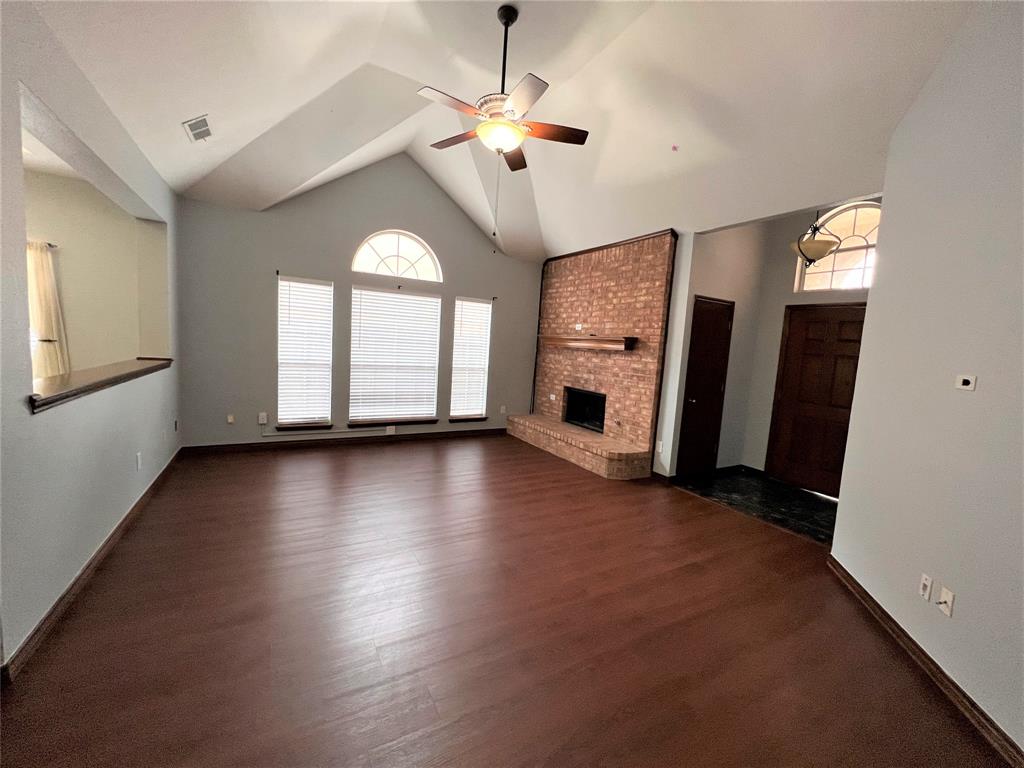 738 Ridgemont Drive Allen, TX 75002 - Photo 10 of 21 Living room