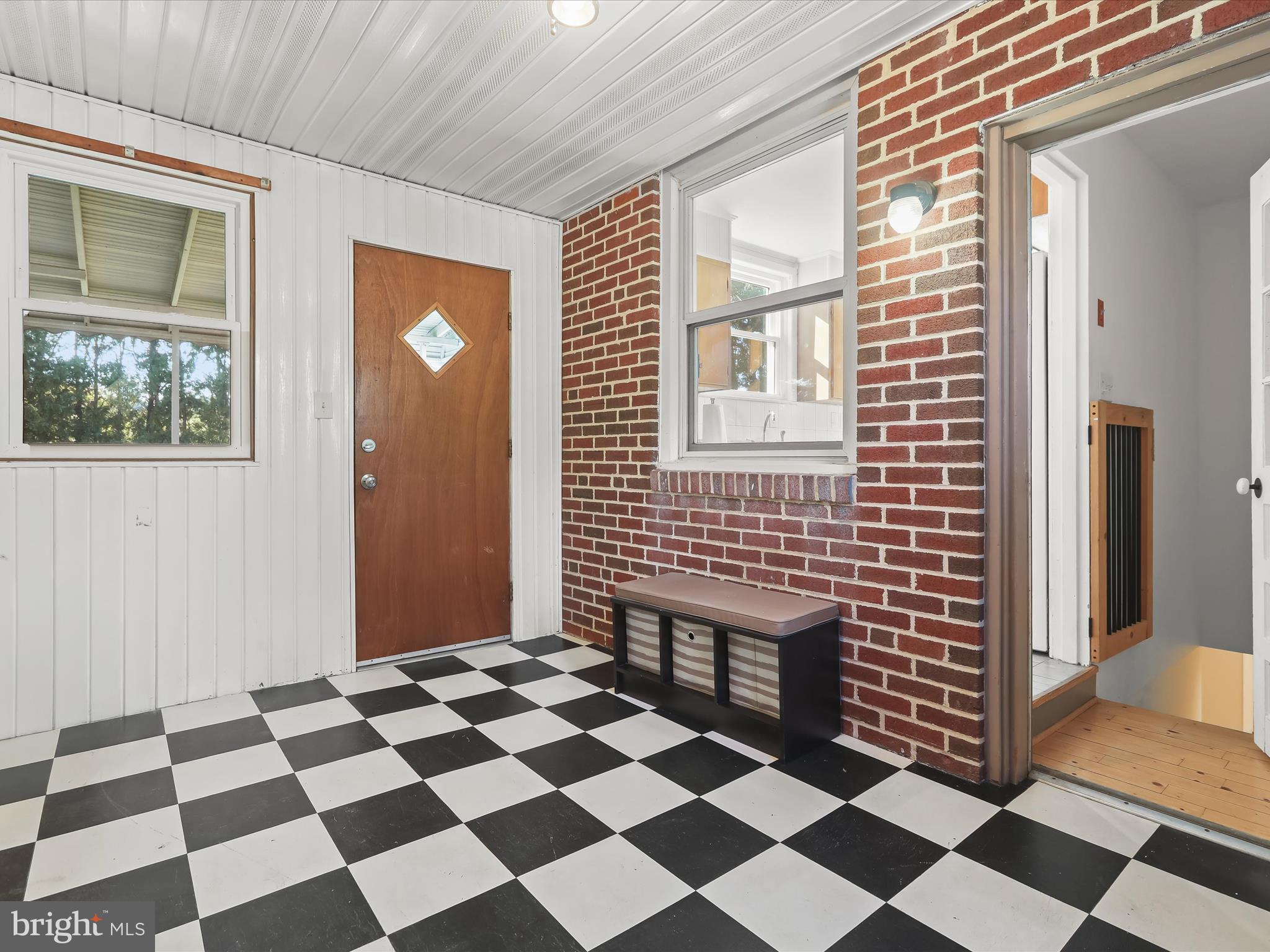 7718 Carter Road Sykesville, MD 21784 - Photo 25 of 39 Mud Room Addition