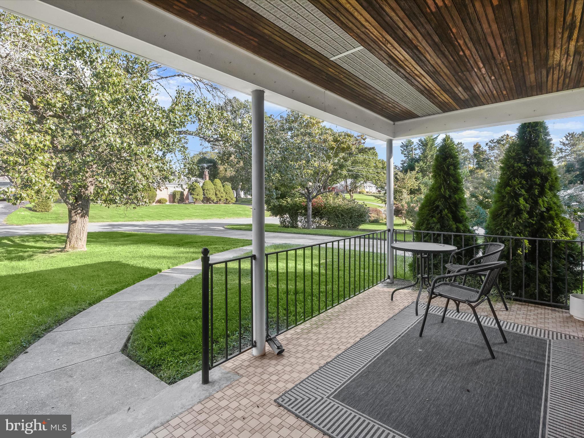 Covered Front Porch & Side Walk