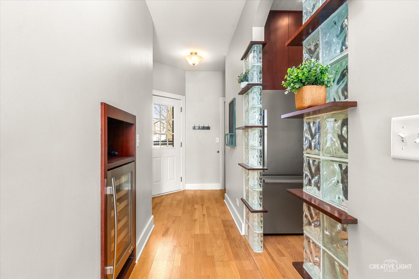 307 Mill Street Batavia, IL 60510 - Photo 3 of 21