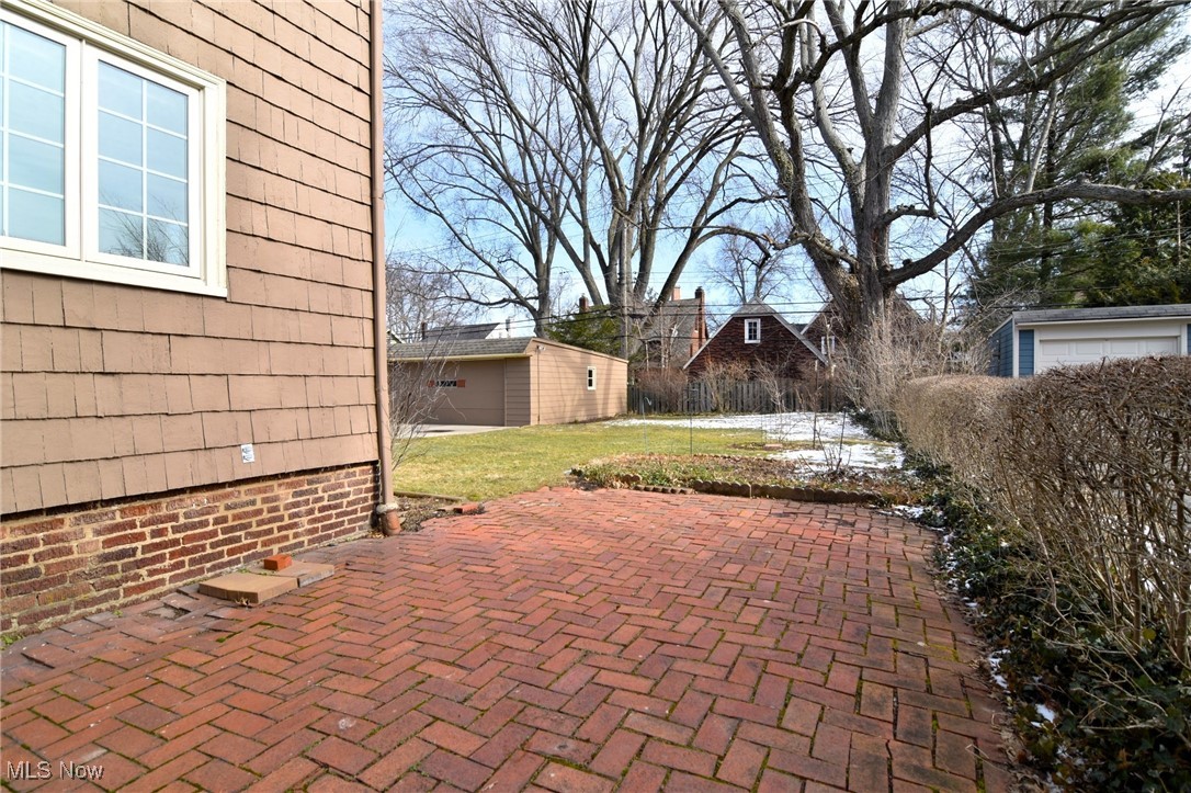 3093 Huntington Road Cleveland, OH 44120 - Photo 44 of 48