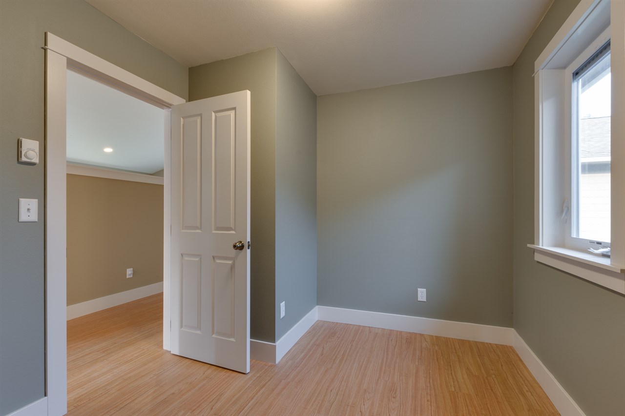 42515 North Boundary Road Elk, WA 99009 - Photo 13 of 20