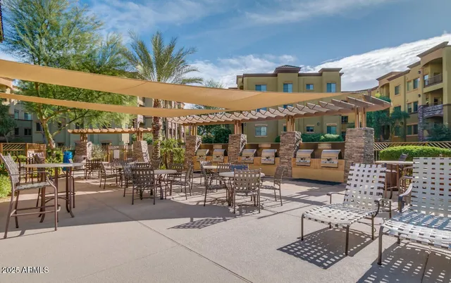 $310,000 | 5450 East Deer Valley Drive, Unit 4019, Phoenix, AZ 85054