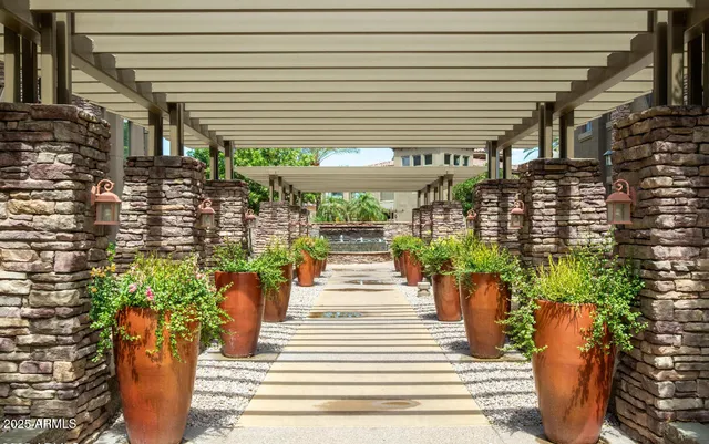 $310,000 | 5450 East Deer Valley Drive, Unit 4019, Phoenix, AZ 85054