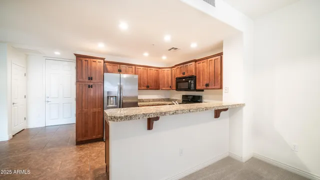 $310,000 | 5450 East Deer Valley Drive, Unit 4019, Phoenix, AZ 85054