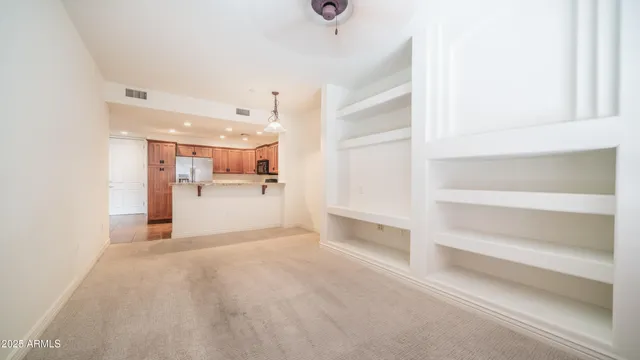 $310,000 | 5450 East Deer Valley Drive, Unit 4019, Phoenix, AZ 85054