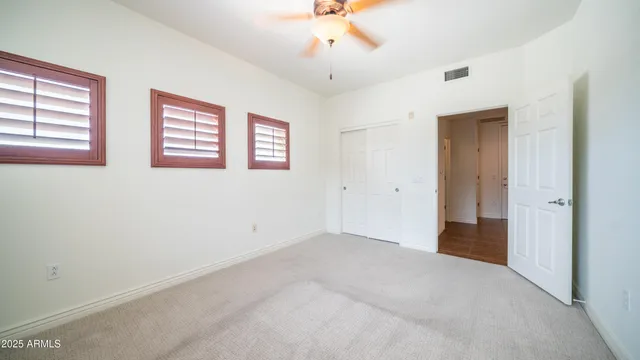 $310,000 | 5450 East Deer Valley Drive, Unit 4019, Phoenix, AZ 85054