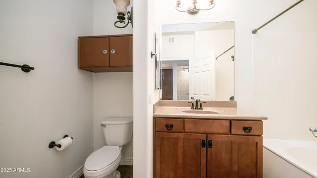 $310,000 | 5450 East Deer Valley Drive, Unit 4019, Phoenix, AZ 85054