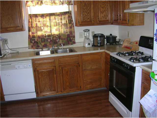 1871 Holly Ridge Road Columbus, OH 43219 - Photo 6 of 14