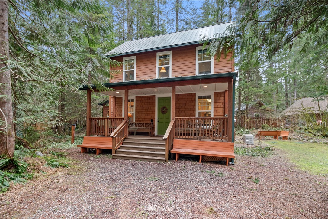 21008 Pinnacle Road Glacier, WA 98244 - Photo 1 of 24 Gallery Image 1