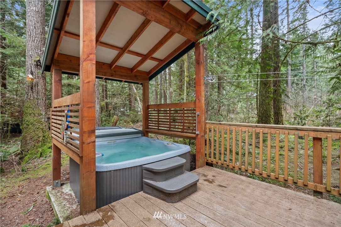 21008 Pinnacle Road Glacier, WA 98244 - Photo 17 of 24 Gallery Image 17