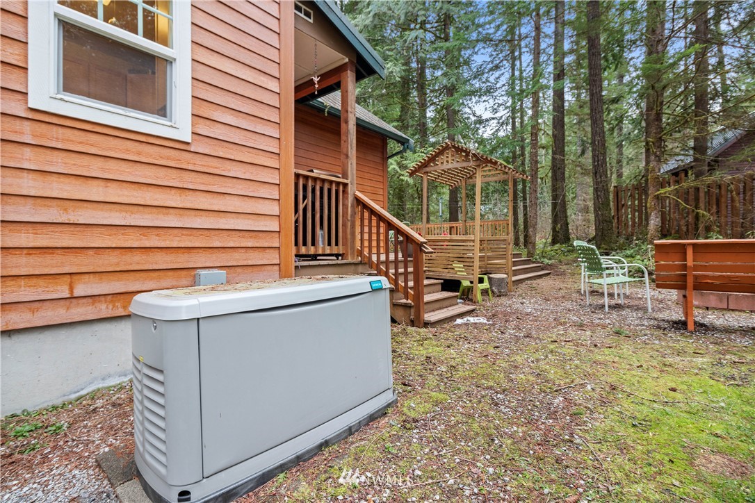 21008 Pinnacle Road Glacier, WA 98244 - Photo 23 of 24 Gallery Image 23