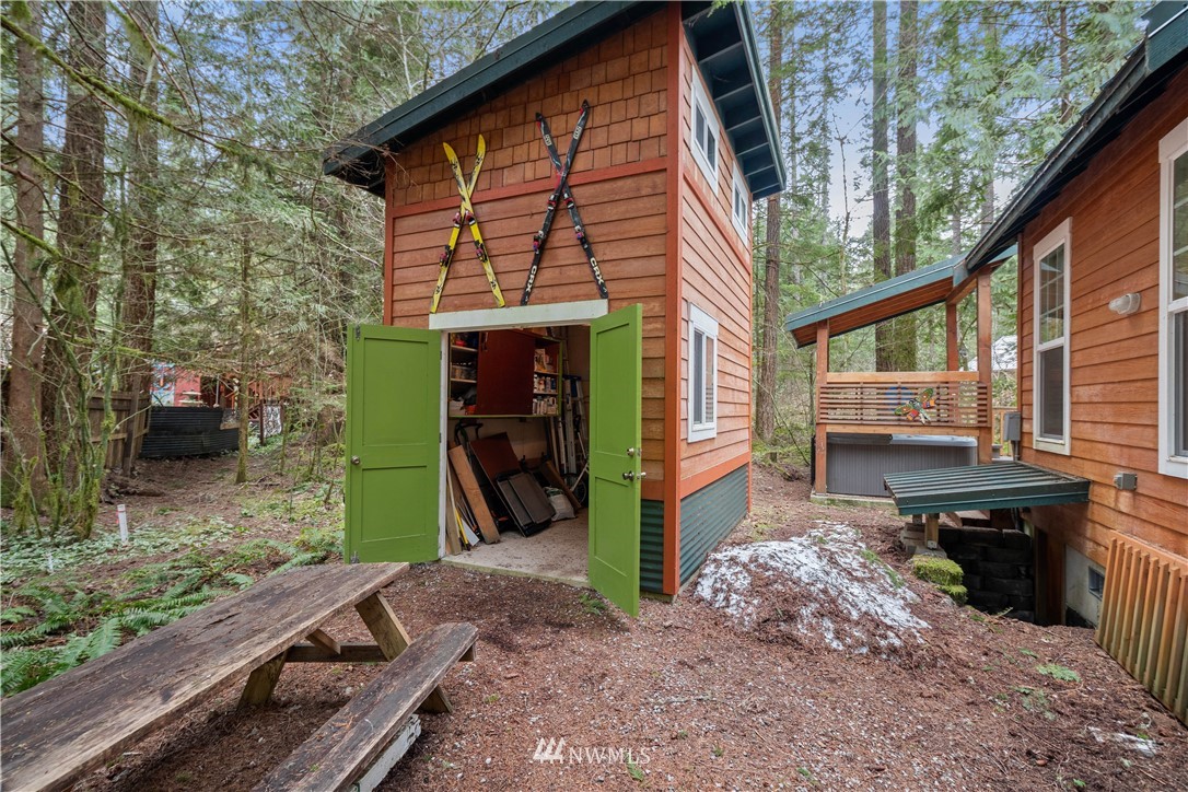 21008 Pinnacle Road Glacier, WA 98244 - Photo 24 of 24 Gallery Image 24