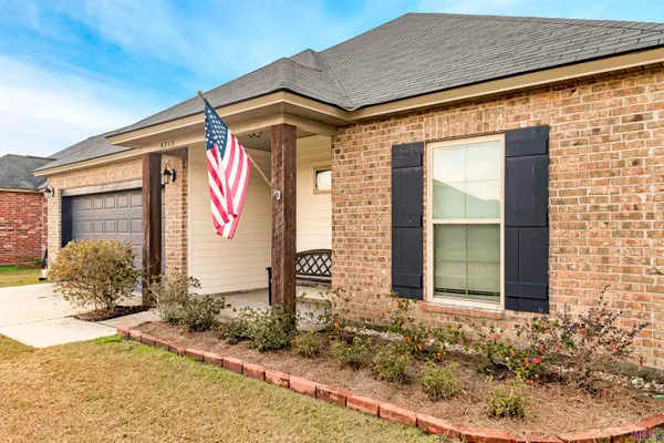 $275,000 | 4715 East Sunset Loop, Addis, LA 70710