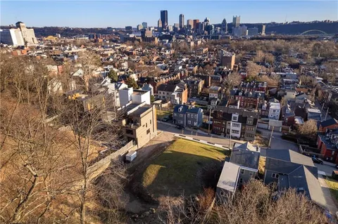 $375,000 | 514 West Jefferson Street, Central Northside, PA 15212