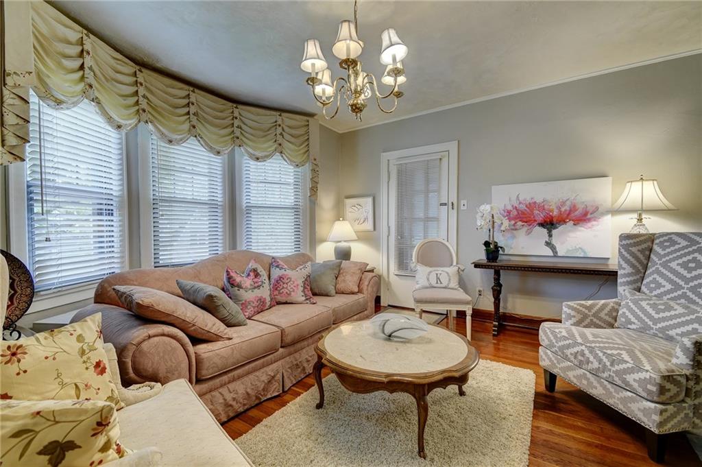 606 Cascade Road Forest Hills, PA 15221 - Photo 11 of 25 Gallery Image 11
