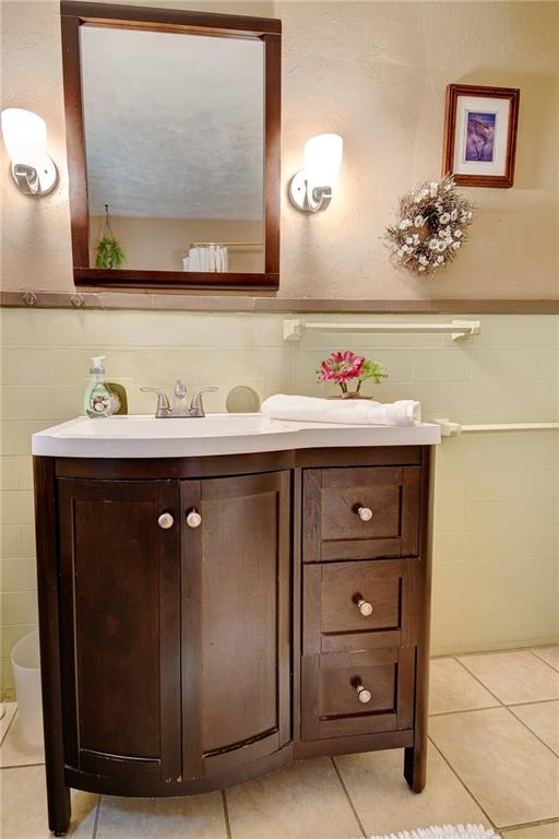 606 Cascade Road Forest Hills, PA 15221 - Photo 18 of 25 Gallery Image 18
