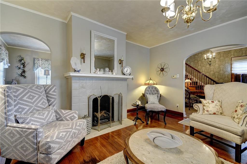 606 Cascade Road Forest Hills, PA 15221 - Photo 10 of 25 Gallery Image 10