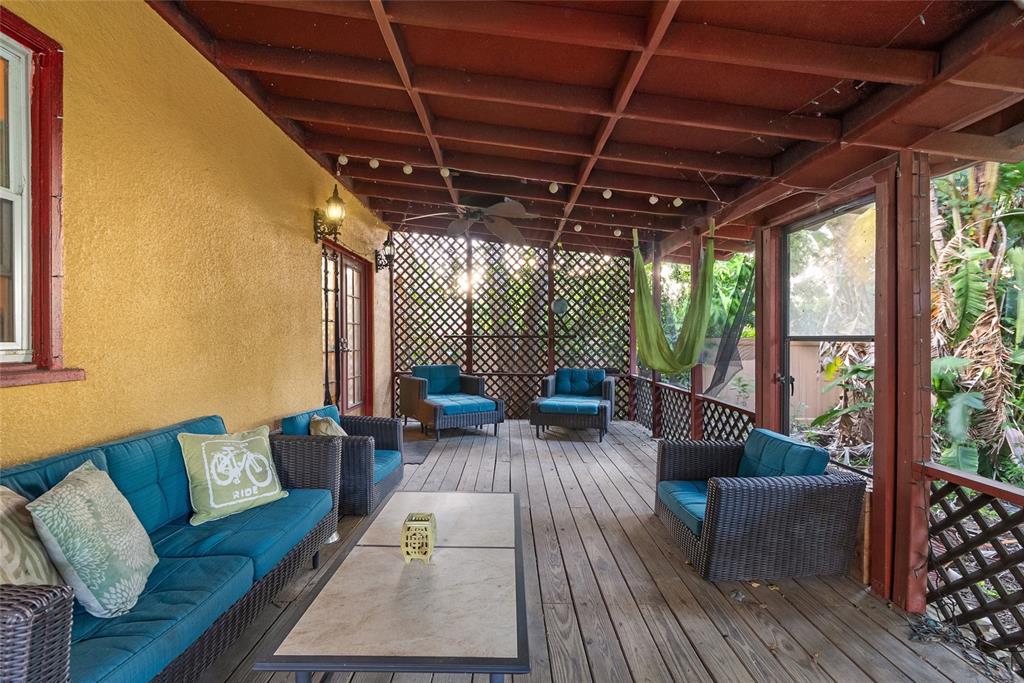 1321 28th Street North St. Petersburg, FL 33713 - Photo 24 of 31 a outdoor space with patio couches and a wooden floor