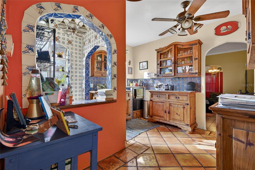 1321 28th Street North St. Petersburg, FL 33713 - Photo 10 of 21 a view of a kitchen with appliances and cabinets