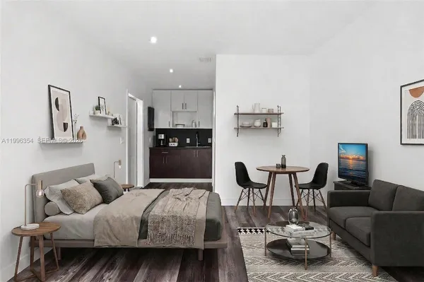 $1,200 | 6640 Evergreen Drive, Unit EFFICIENCY, Miramar, FL 33023