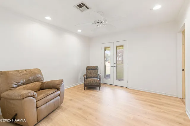 $199,999 | 14337 St Elmo Road, Erath, LA 70533