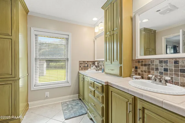 $210,000 | 14337 St Elmo Road, Erath, LA 70533