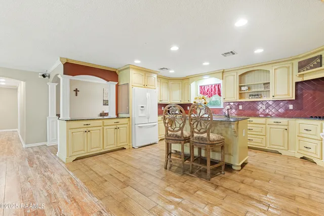 $199,999 | 14337 St Elmo Road, Erath, LA 70533