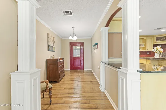 $199,999 | 14337 St Elmo Road, Erath, LA 70533