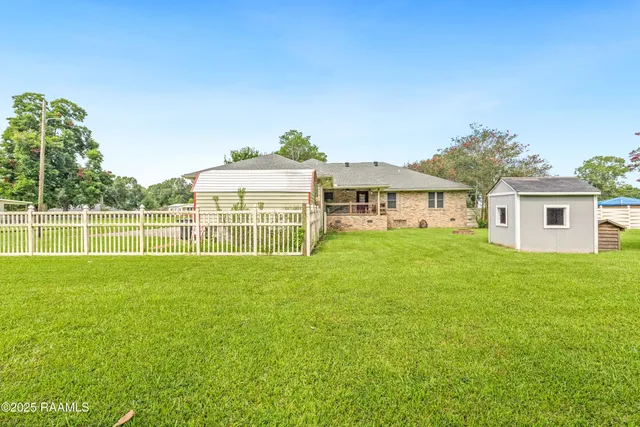 $210,000 | 14337 St Elmo Road, Erath, LA 70533