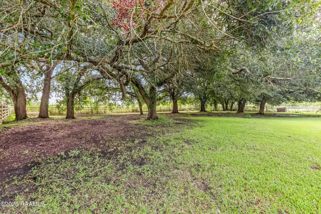 $199,999 | 14337 St Elmo Road, Erath, LA 70533