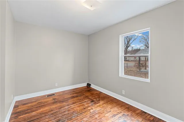 $179,000 | 118 Vaughn Street, Excelsior Springs, MO 64024