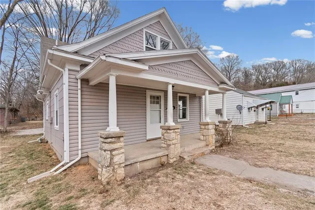 $179,000 | 118 Vaughn Street, Excelsior Springs, MO 64024