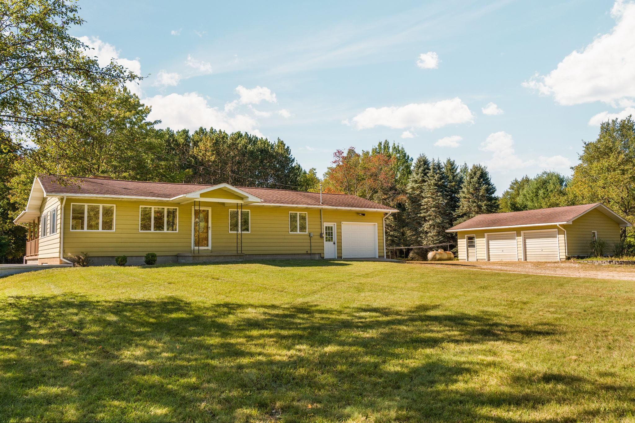 4200 Crofton Road South Boardman, MI 49680 - Photo 9 of 53 1951018-24f15517-6c41-44a3-a50c-b2e2b920f4d6.JPG