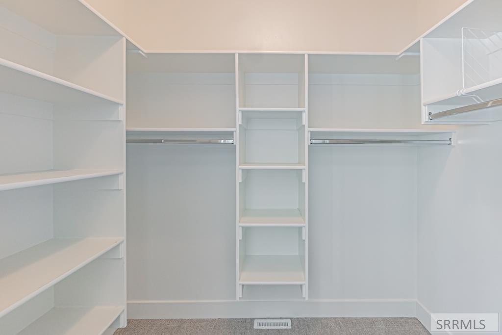 3184 Chartwell Garden Ammon, ID 83406 - Photo 18 of 53