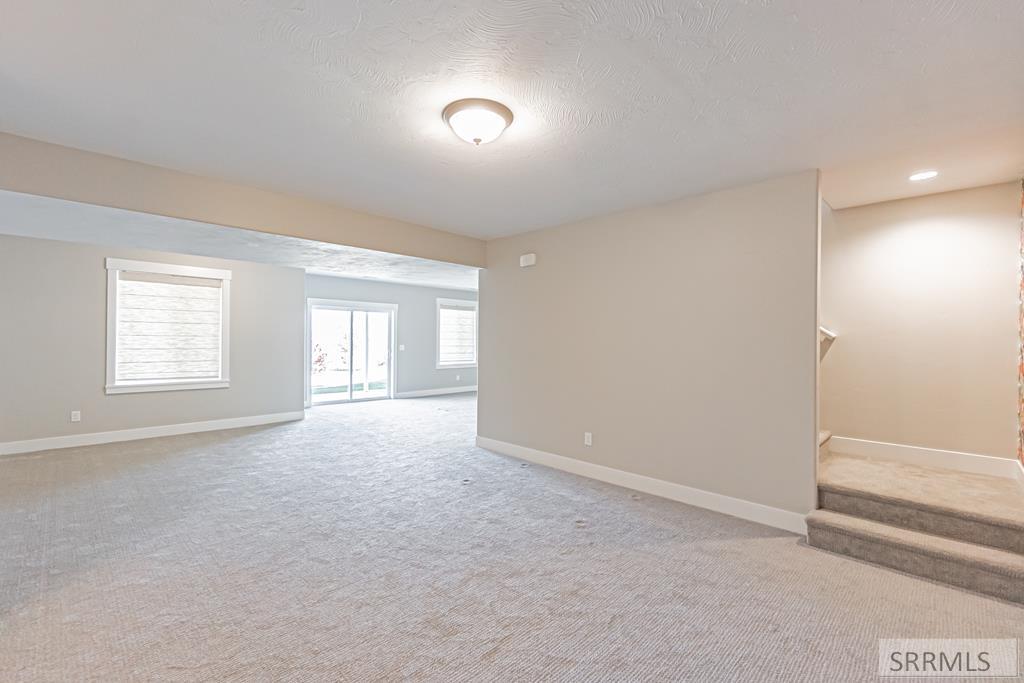 3184 Chartwell Garden Ammon, ID 83406 - Photo 38 of 53