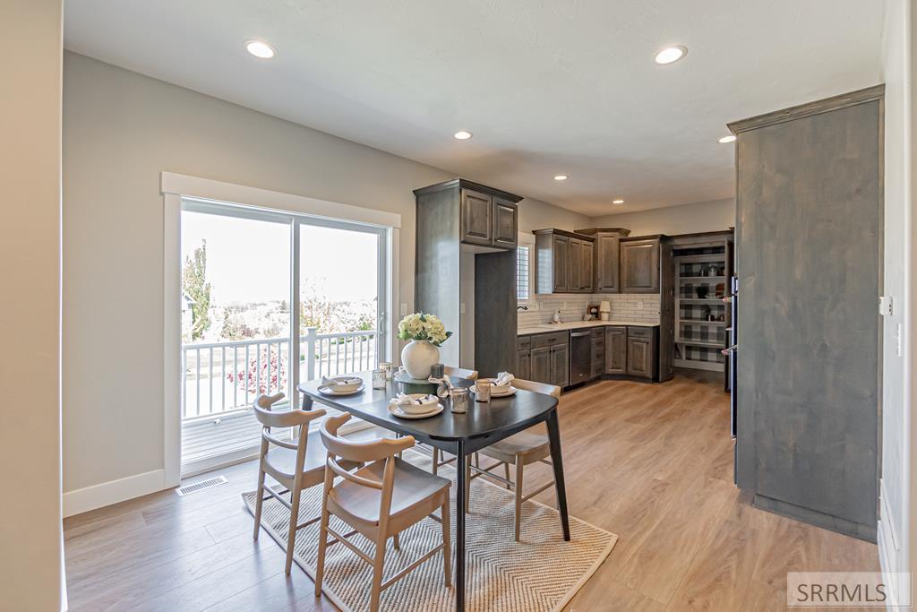 3184 Chartwell Garden Ammon, ID 83406 - Photo 6 of 53