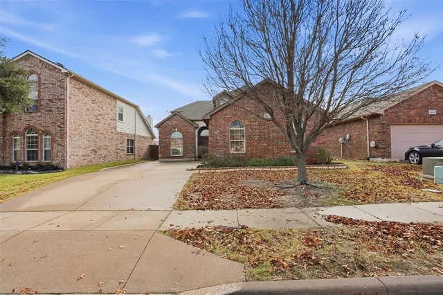 $429,900 | 2268 Laurel Forest Drive, Fort Worth, TX 76177