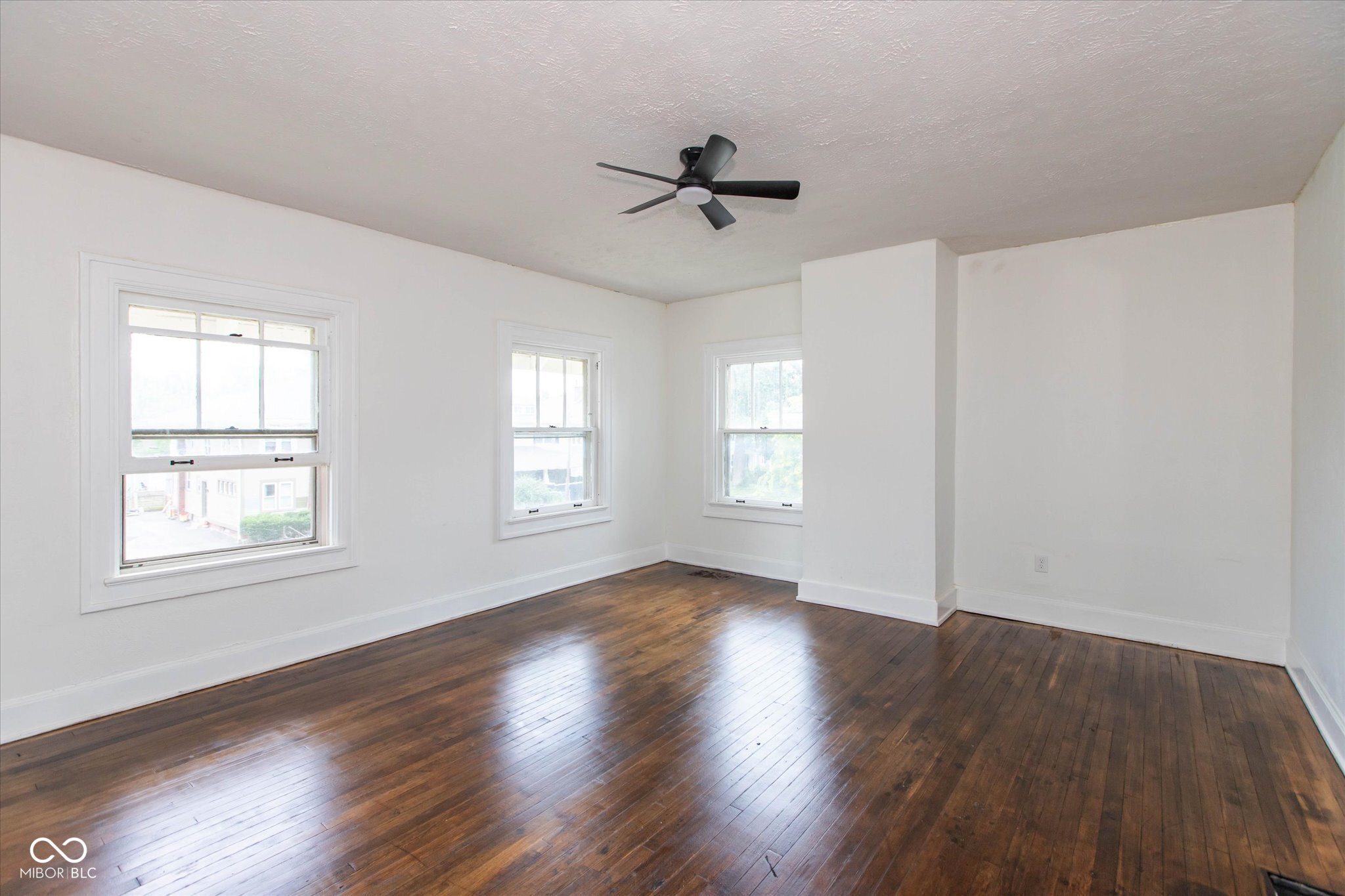 3358 Ruckle Street Indianapolis, IN 46205 - Photo 14 of 25