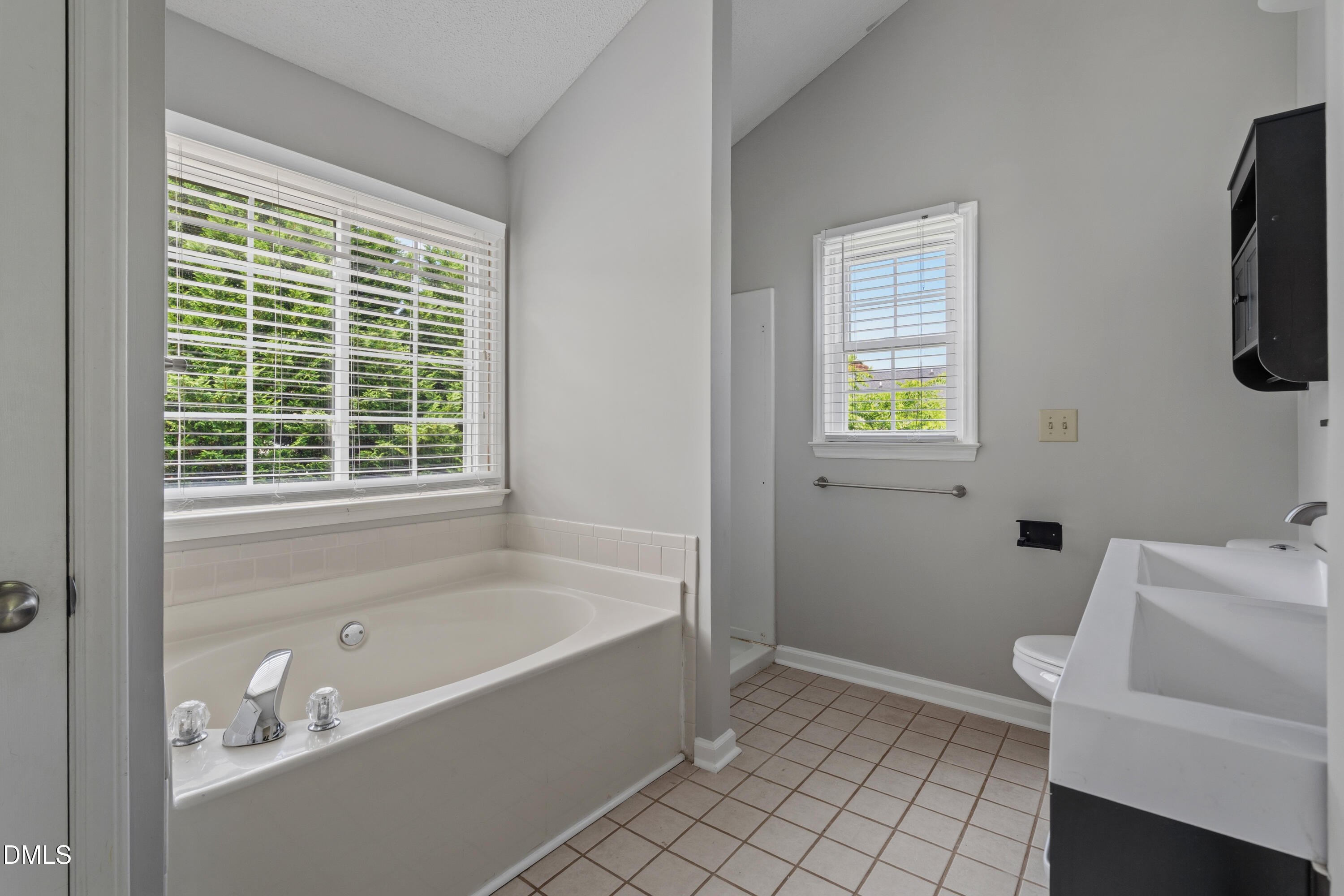 4305 Bartholomew Circle Raleigh, NC 27604 - Photo 24 of 38 DSC09604