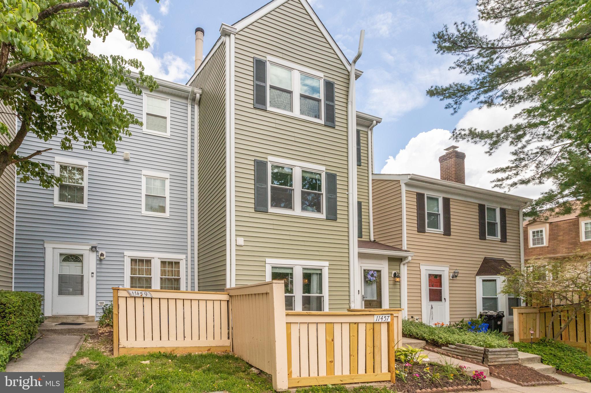 11457 Appledowre Way, Unit 2 Germantown, MD 20876 - Photo 3 of 35